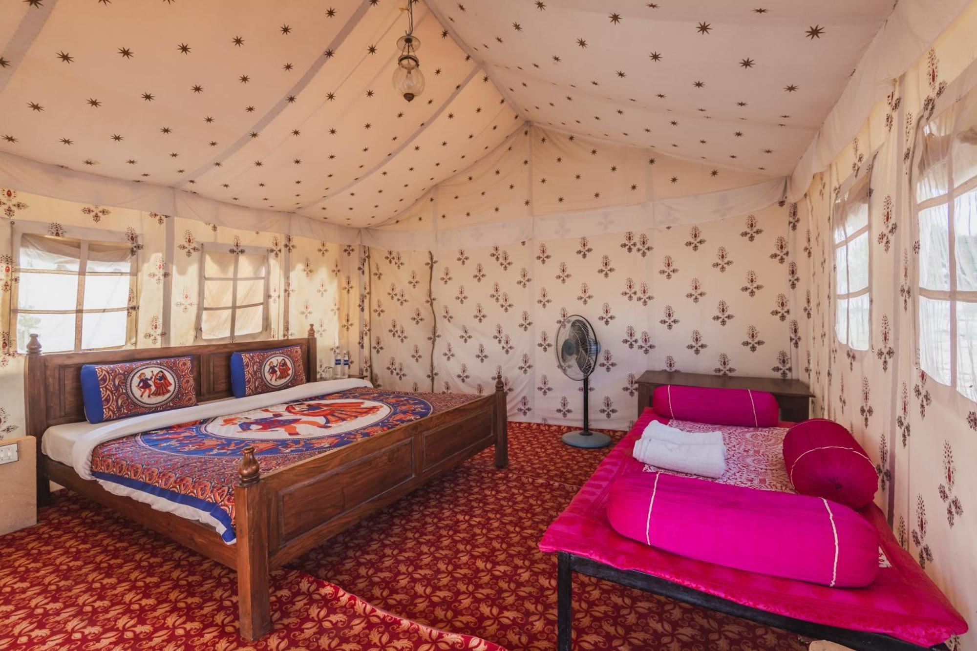 Royal Pavilion Camps By Shrigo Hotels Sām Εξωτερικό φωτογραφία